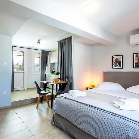 Apart Otel Aris123 By Smart Cozy - In The Heart Of - 5 Minutes From Metro - Available 24hr