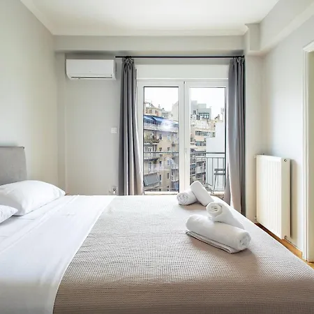 Aris123 By Smart Cozy - In The Heart Of - 5 Minutes From Metro - Available 24hr Apart Otel