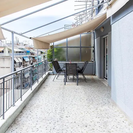 Aris123 By Smart Cozy - In The Heart Of - 5 Minutes From Metro - Available 24hr