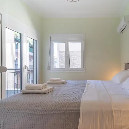 Aris123 By Smart Cozy - In The Heart Of - 5 Minutes From Metro - Available 24hr Aparthotel