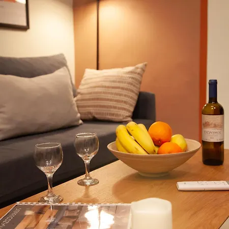 Aris123 By Smart Cozy - In The Heart Of - 5 Minutes From Metro - Available 24hr 3*