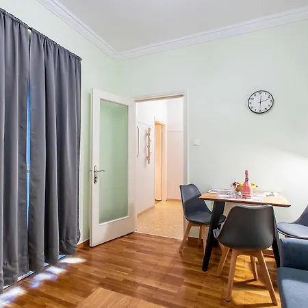 Aris123 By Smart Cozy - In The Heart Of - 5 Minutes From Metro - Available 24hr Aparthotel Atény